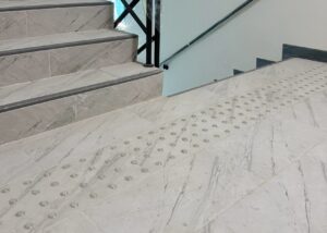 ทางเดินคนพิการ 39 Luxury Suites